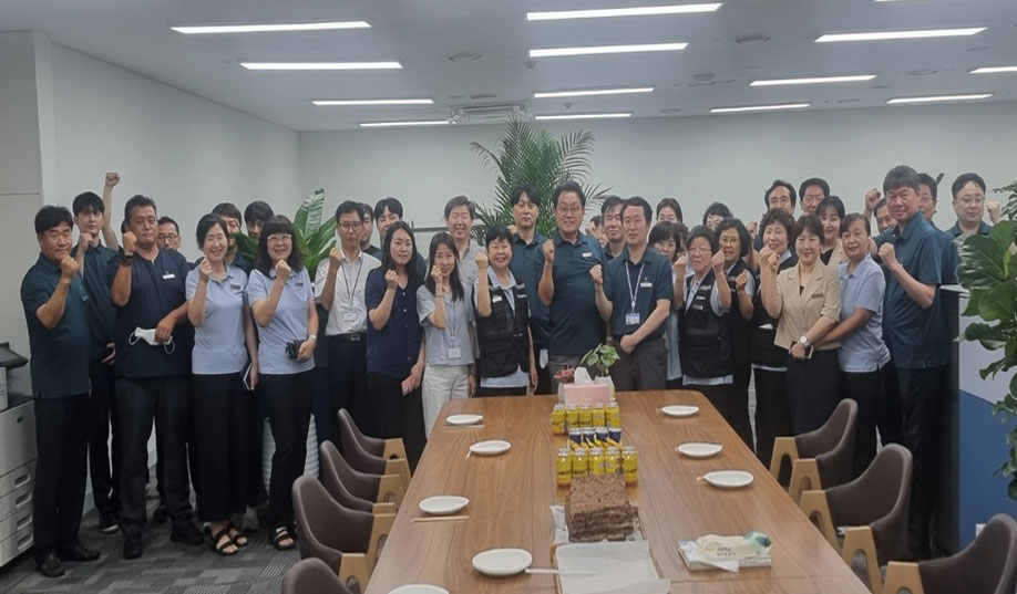 새롭게 단장한 킨텍스플러스! 사무실 이전 기념 행사 
